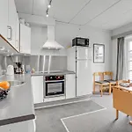 Appartement Efraima - 1-7km From The Sea By Interhome