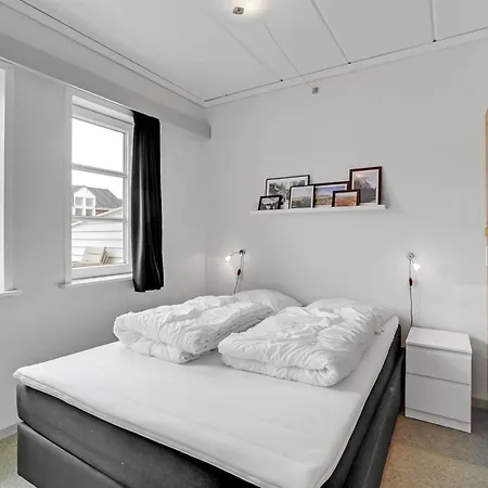 Apartment Efraima - 1-7km From The Sea By Interhome *